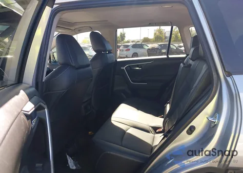 2024 Toyota Rav4 Xle Premium from USA, damaged, VIN 2T3C1RFV0RC262211